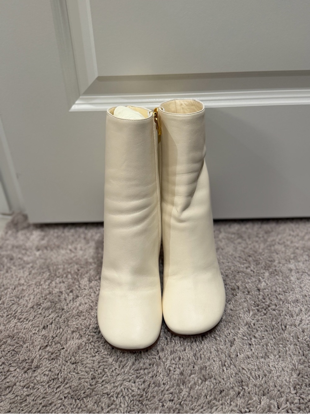 Women’s Cream Ankle Boots fendi leather size 38.5 - Picture 2 of 9